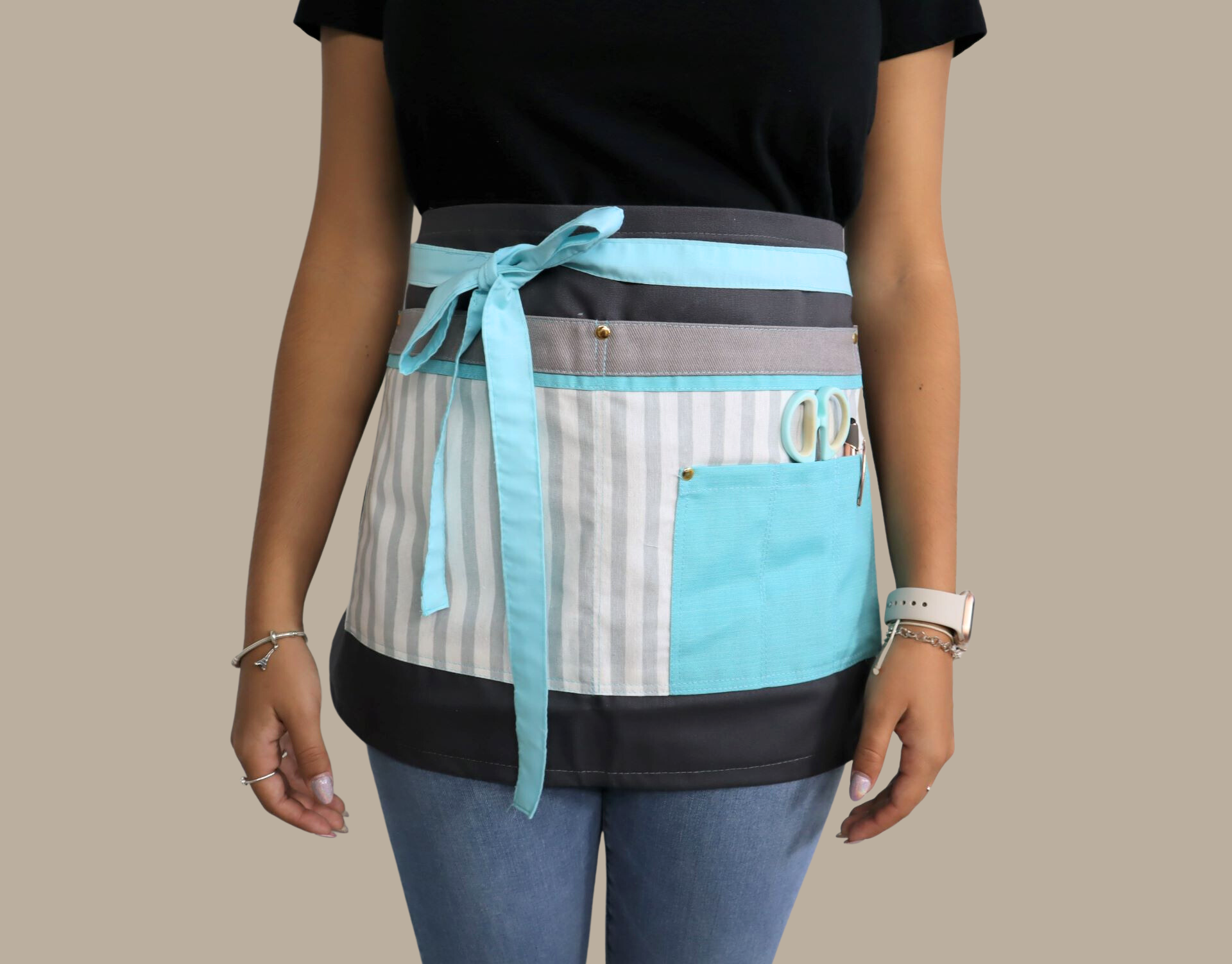 Nadine Gray &  Blue Delantal de cintura.